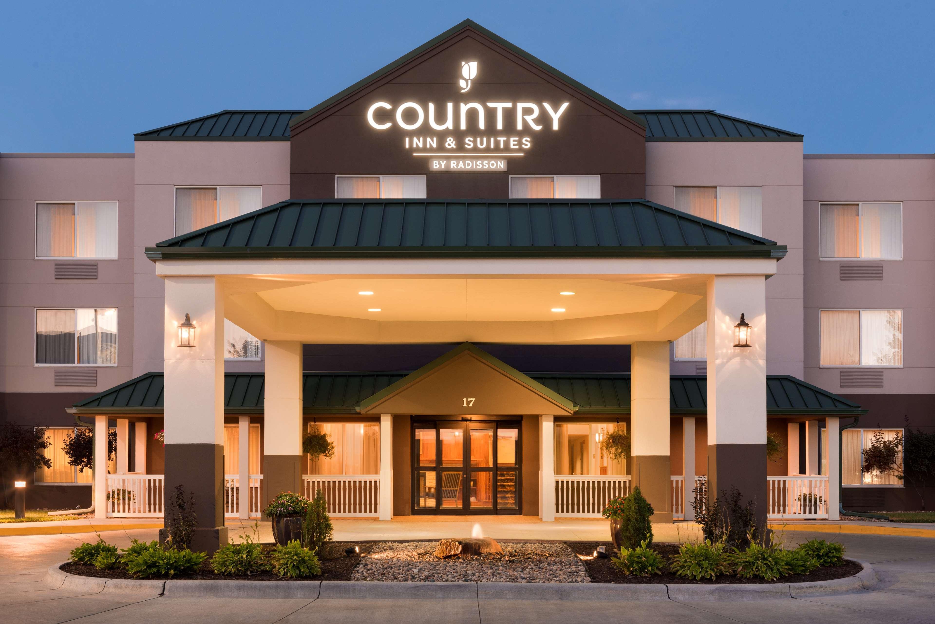 Country Inn & Suites By Radisson, Council Bluffs, Ia Exterior photo